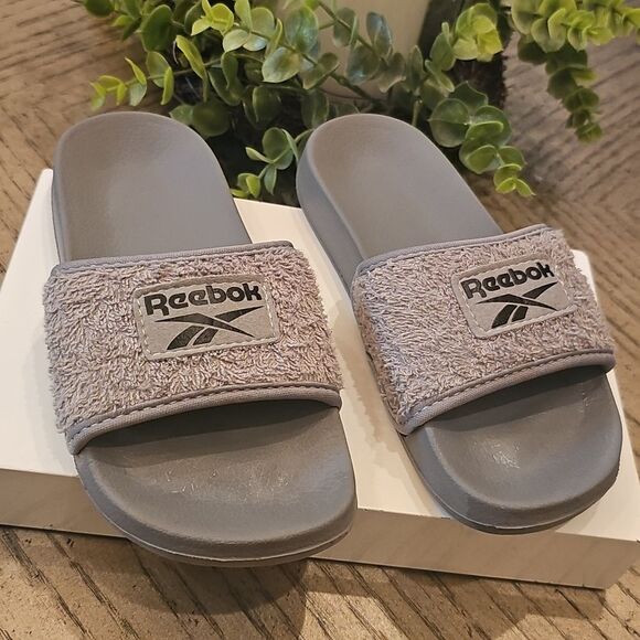 Reebok Kids Soft Gray Slide Sandals Size 13 - Picture 7 of 7